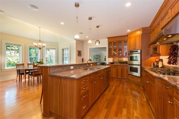 39 Robinson Road Lexington, MA 02420 - Photo 14 of 30