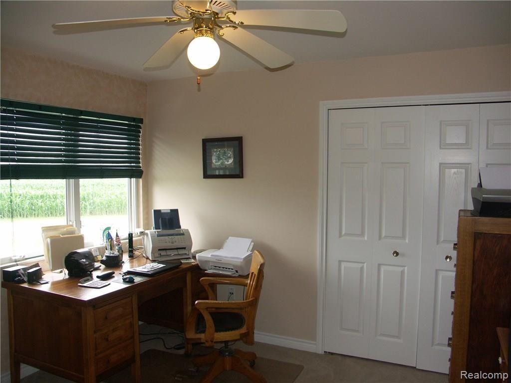5152 State Road Fort Gratiot, MI 48059 - Photo 10 of 25