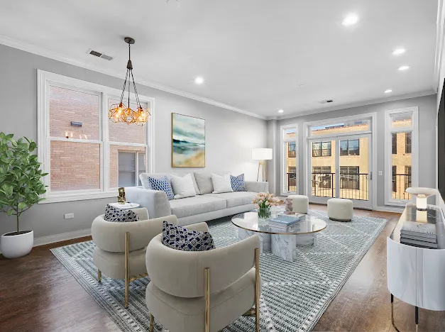 $695,000 | 1355 West Washington Boulevard, Unit 4D, Chicago, IL 60607