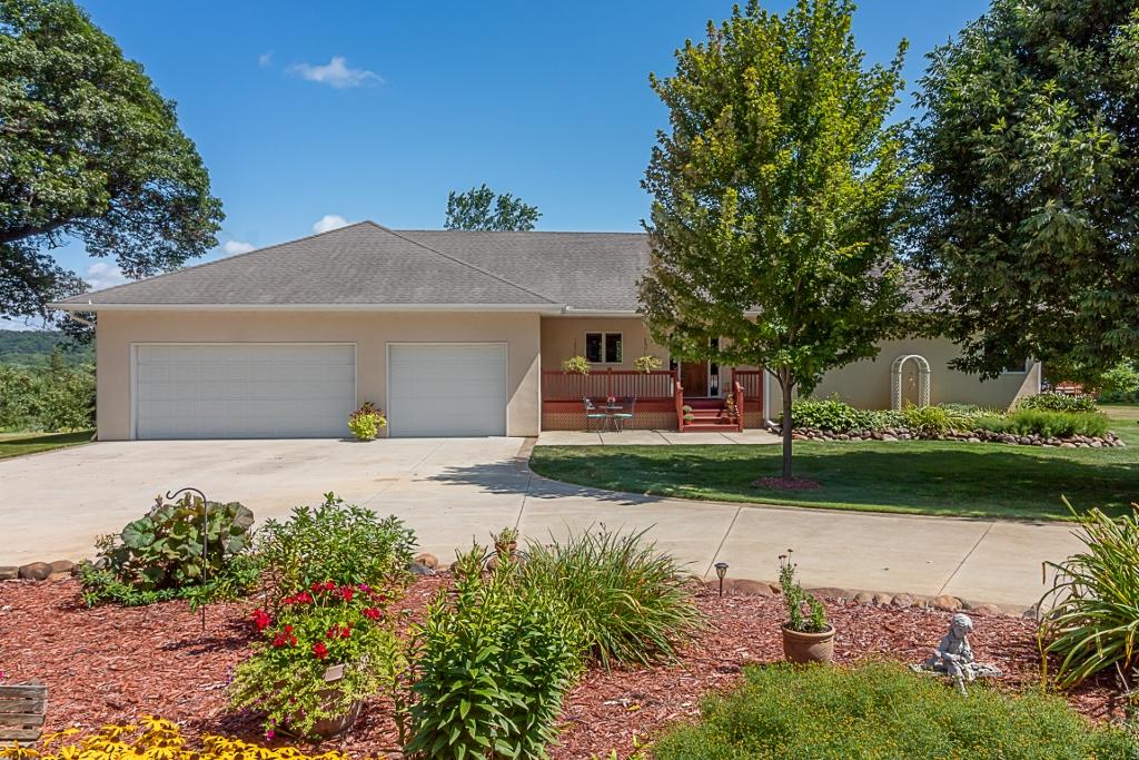 612 Ridge Road Henderson, MN 56044 - Photo 1 of 1