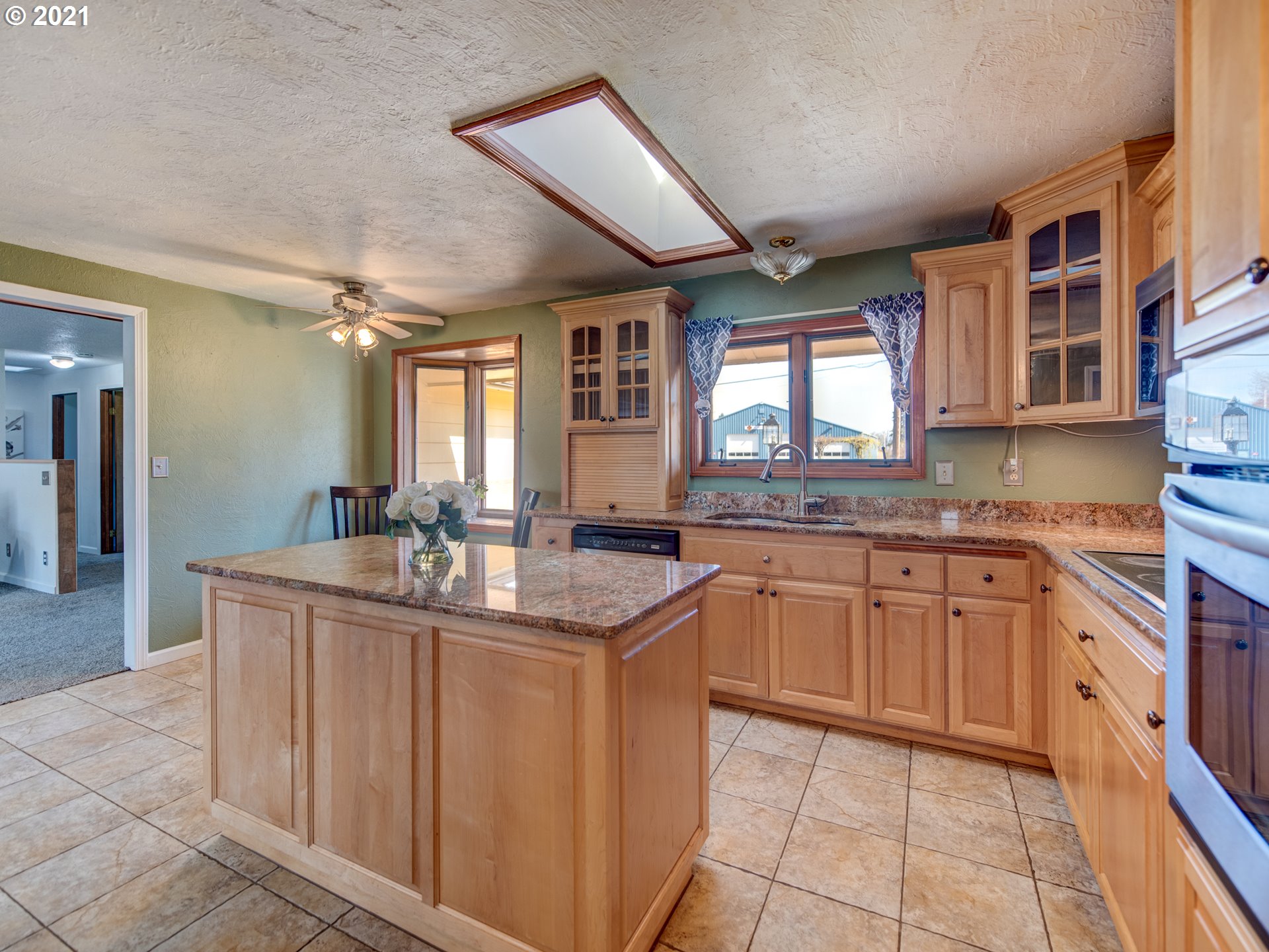 90812 Alvadore Road Junction City, OR 97448 - Photo 8 of 28 Gallery Image 8