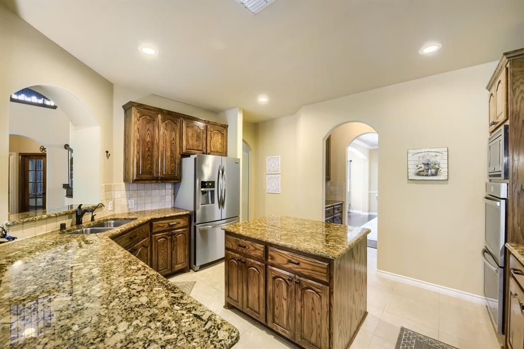8313 Bishop Pine Road Denton, TX 76208 - Photo 12 of 39