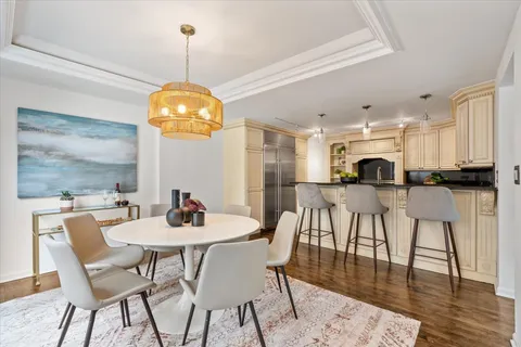 $475,000 | 1221 North Dearborn Street, Unit 604S, Chicago, IL 60610