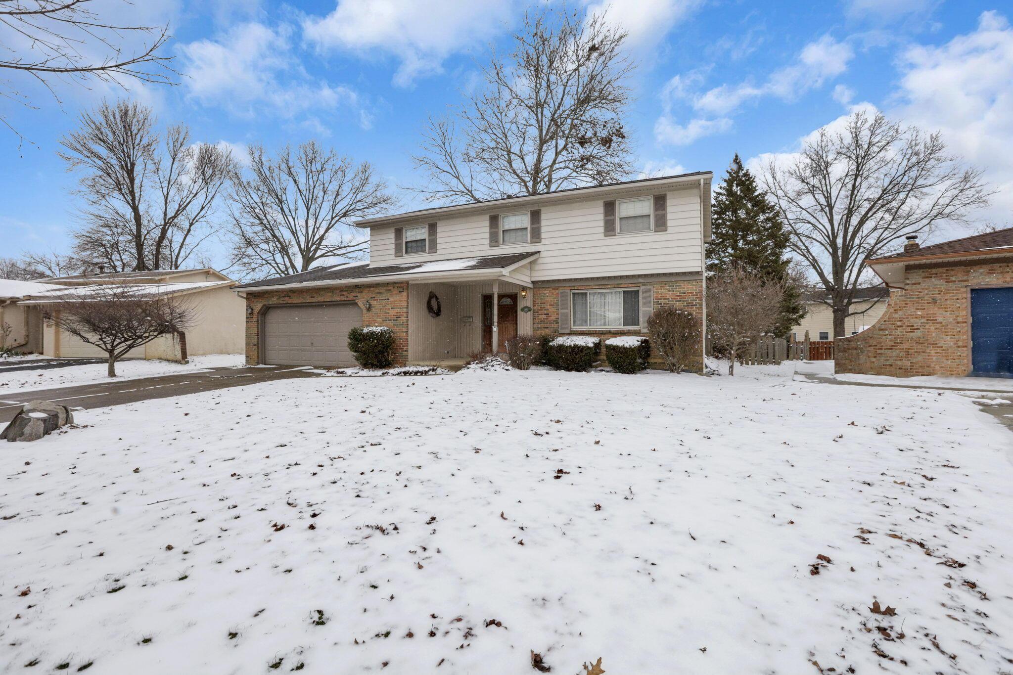 1852 Balsamridge Road Columbus, OH 43229 - Photo 6 of 50 9-web-or-mls-IMG_9466