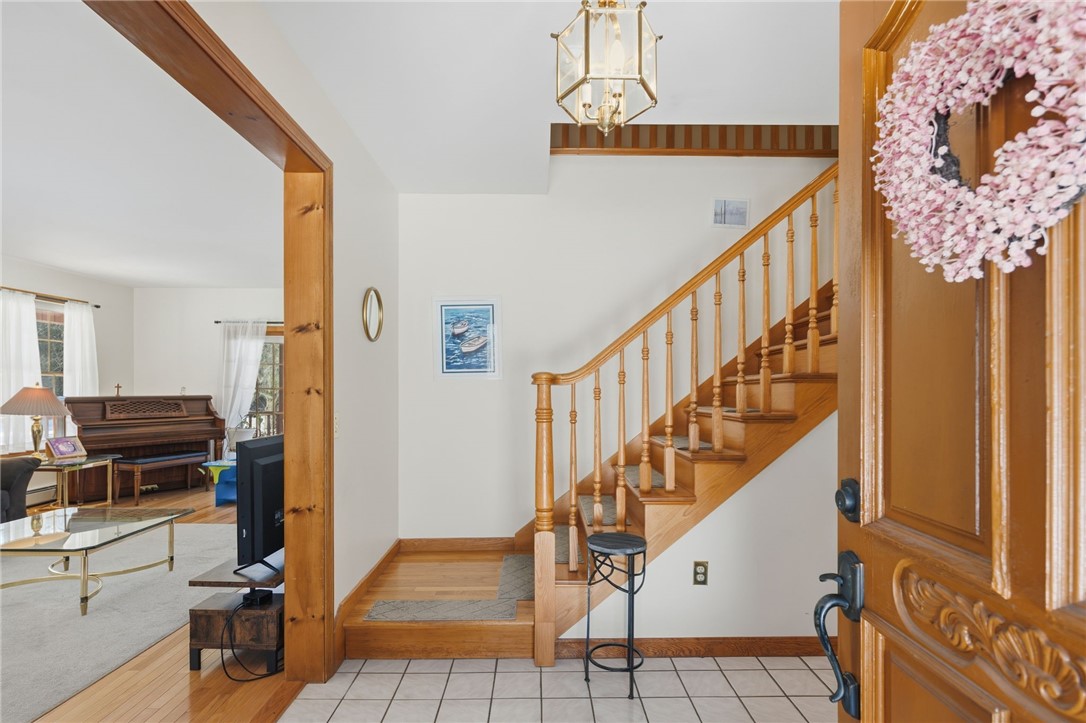 80 Swan Road Smithfield, RI 02917 - Photo 7 of 39