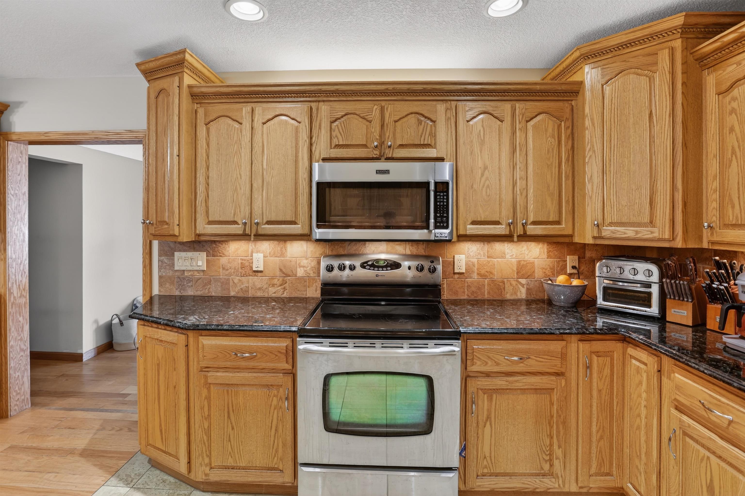 1502 7 Mile Road Kawkawlin, MI 48631 - Photo 5 of 31