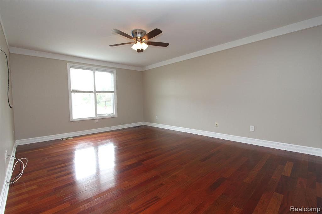 2970 Pheasant Ring Court Rochester Hills, MI 48309 - Photo 18 of 37