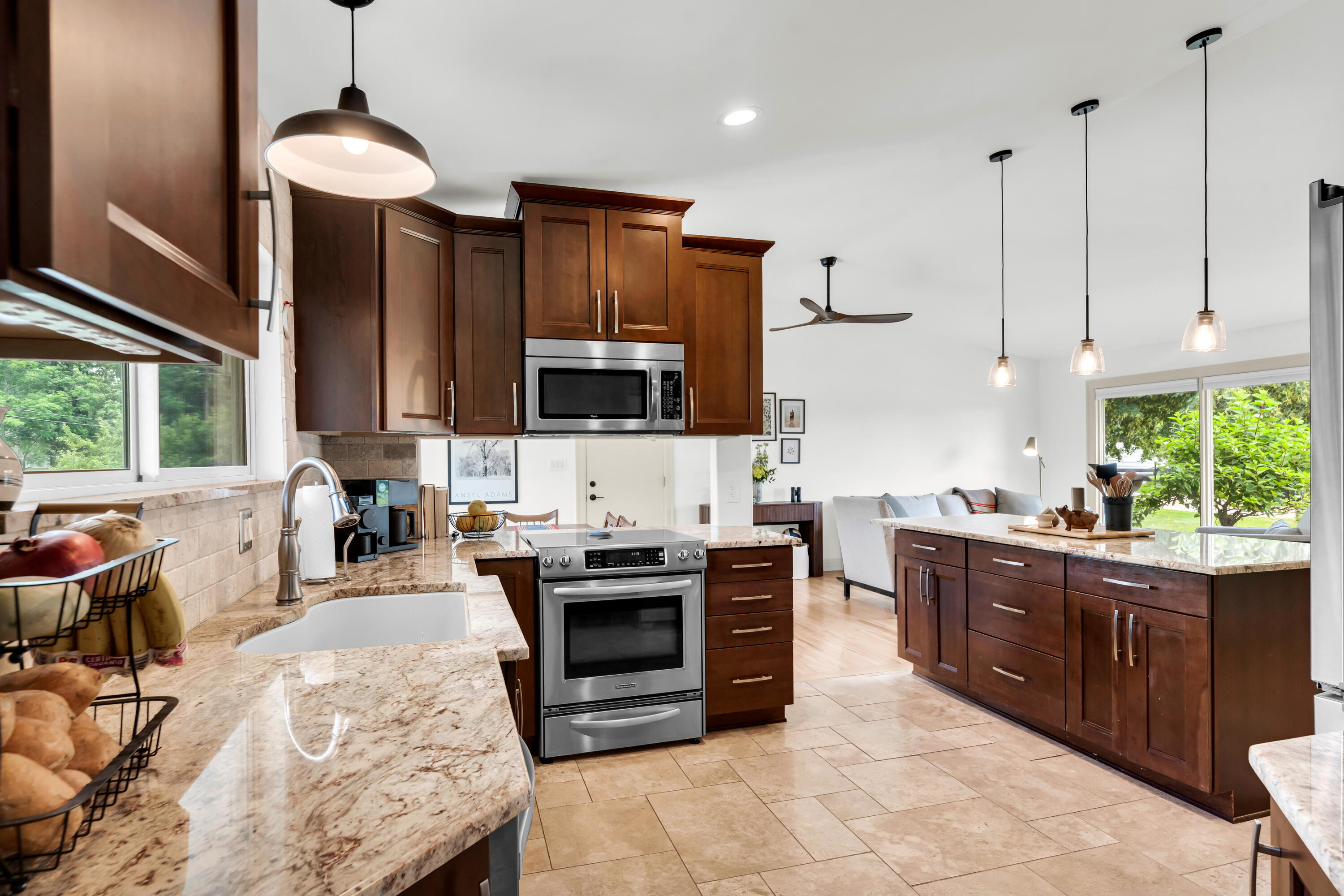 2348 Pine Lake Road West Bloomfield, MI 48324 - Photo 14 of 47 14 - Kitchen
