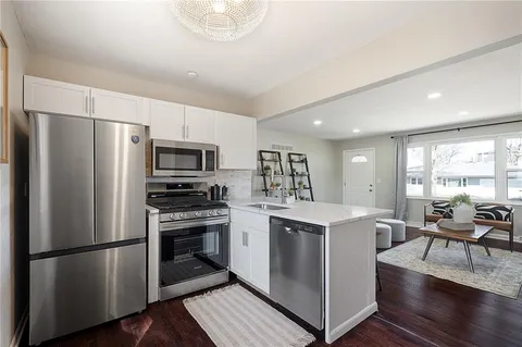 $250,000 | 8509 Troup Avenue, Kansas City, KS 66112