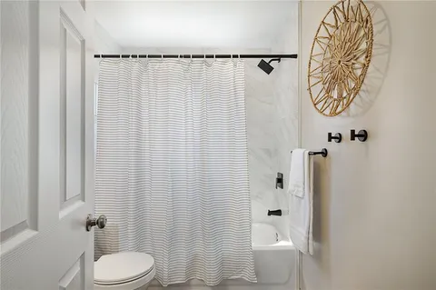 $250,000 | 8509 Troup Avenue, Kansas City, KS 66112