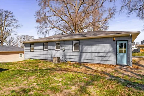 $250,000 | 8509 Troup Avenue, Kansas City, KS 66112