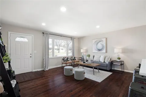 $250,000 | 8509 Troup Avenue, Kansas City, KS 66112