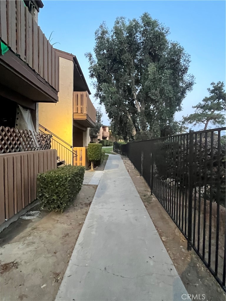 1051 Rock Springs Road, Unit 241 Escondido, CA 92026 - Photo 19 of 28