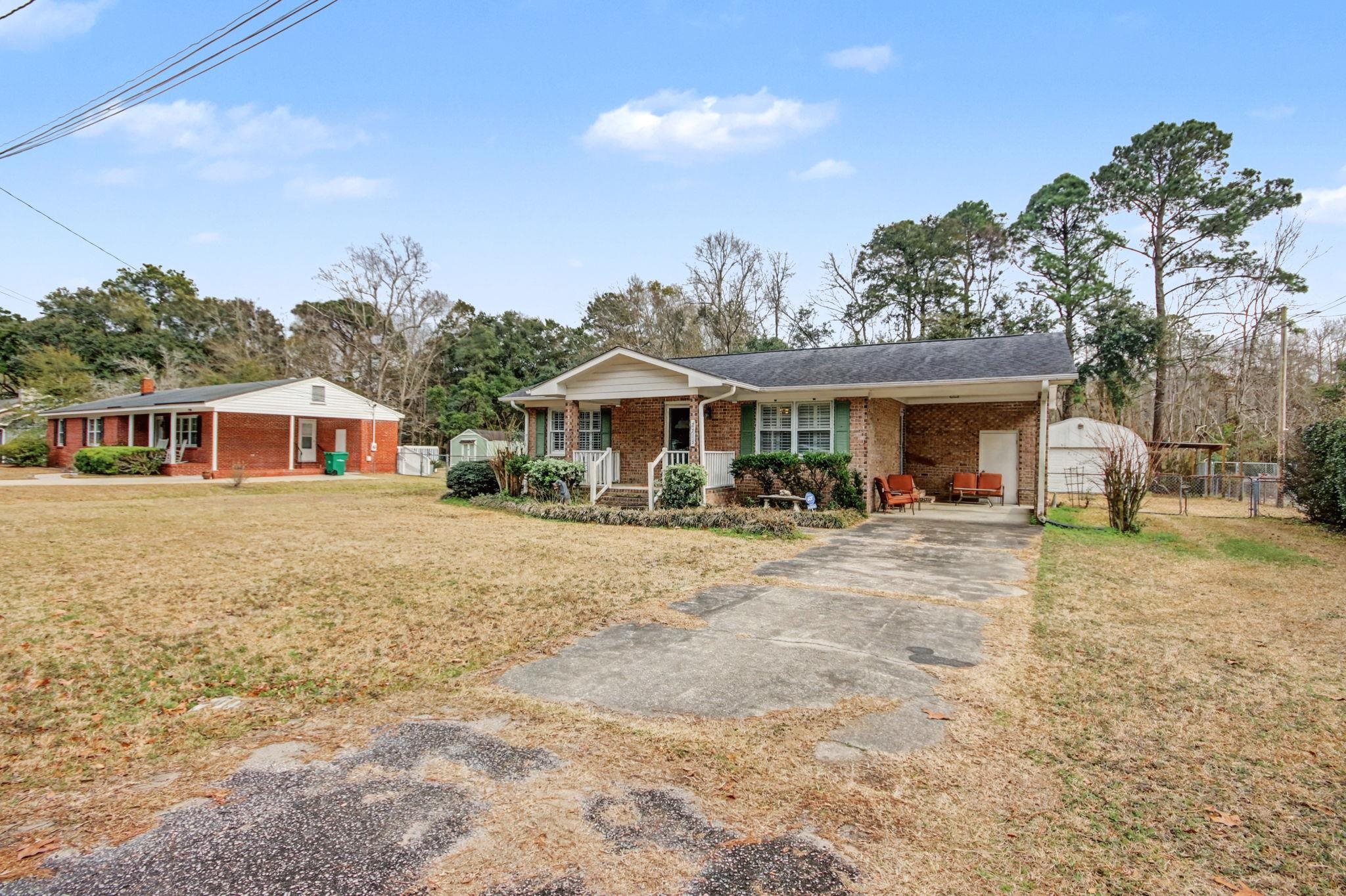 2713 Rion Street Georgetown, SC 29440 - Photo 2 of 32