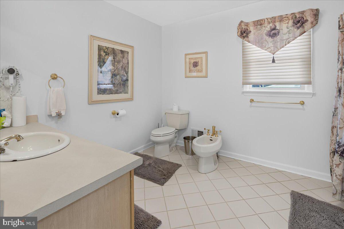 1491 Kuser Road Hamilton, NJ 08619 - Photo 23 of 42