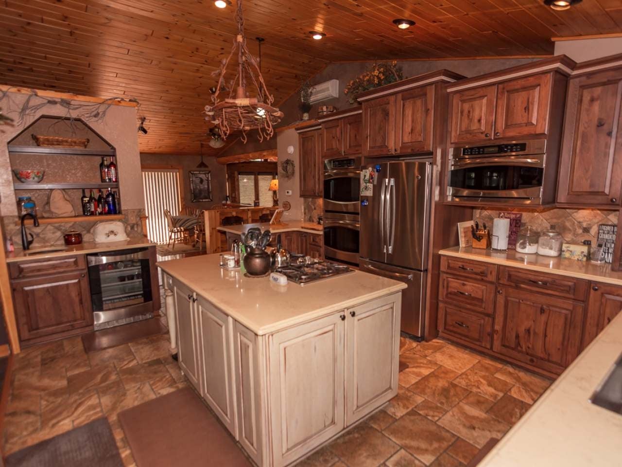 3051 South River Road Rhinelander, WI 54501 - Photo 4 of 62 Gallery Image 4