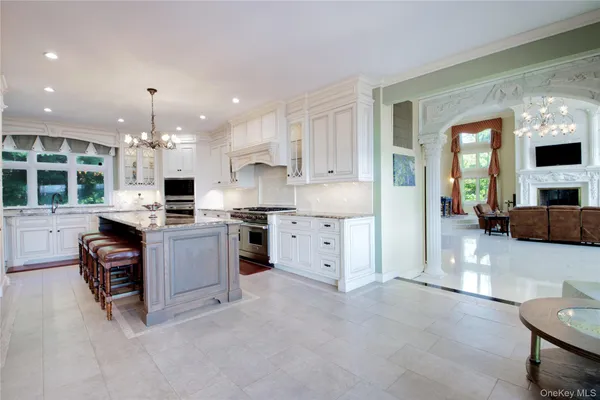 $6,995,000 | 26 Tennis Court Road, Oyster Bay, NY 11771