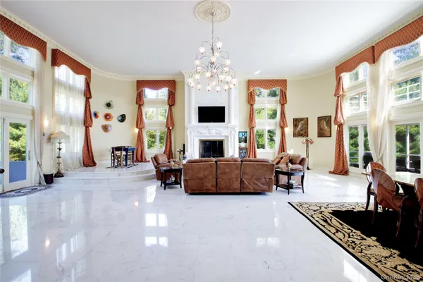 $6,995,000 | 26 Tennis Court Road, Oyster Bay, NY 11771