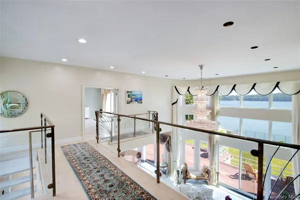 $6,995,000 | 26 Tennis Court Road, Oyster Bay, NY 11771