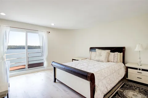 $7,495,000 | 26 Tennis Court Road, Oyster Bay, NY 11771