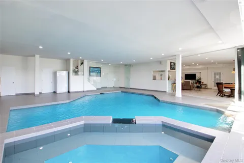 $7,495,000 | 26 Tennis Court Road, Oyster Bay, NY 11771