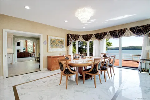 $7,495,000 | 26 Tennis Court Road, Oyster Bay, NY 11771