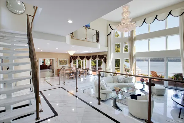 $6,995,000 | 26 Tennis Court Road, Oyster Bay, NY 11771