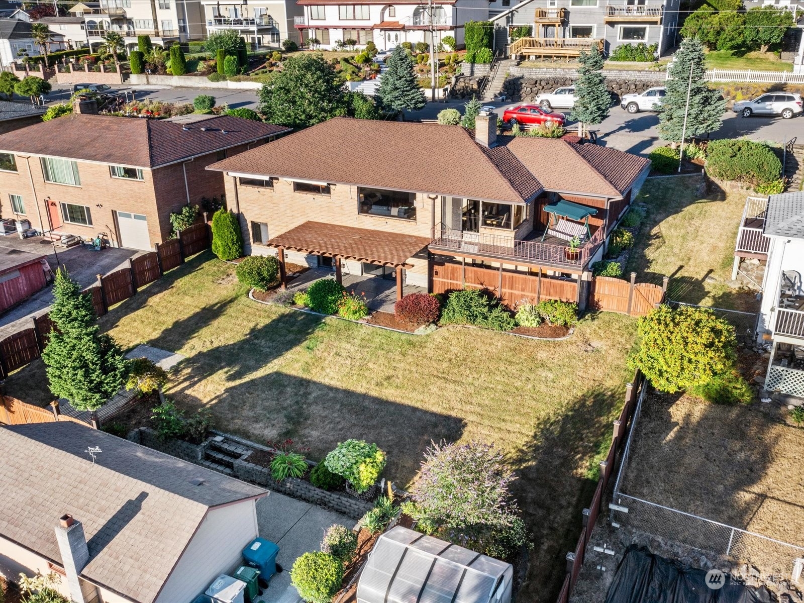 801 Grant Avenue South Renton, WA 98057 - Photo 34 of 40 an aerial view of a house