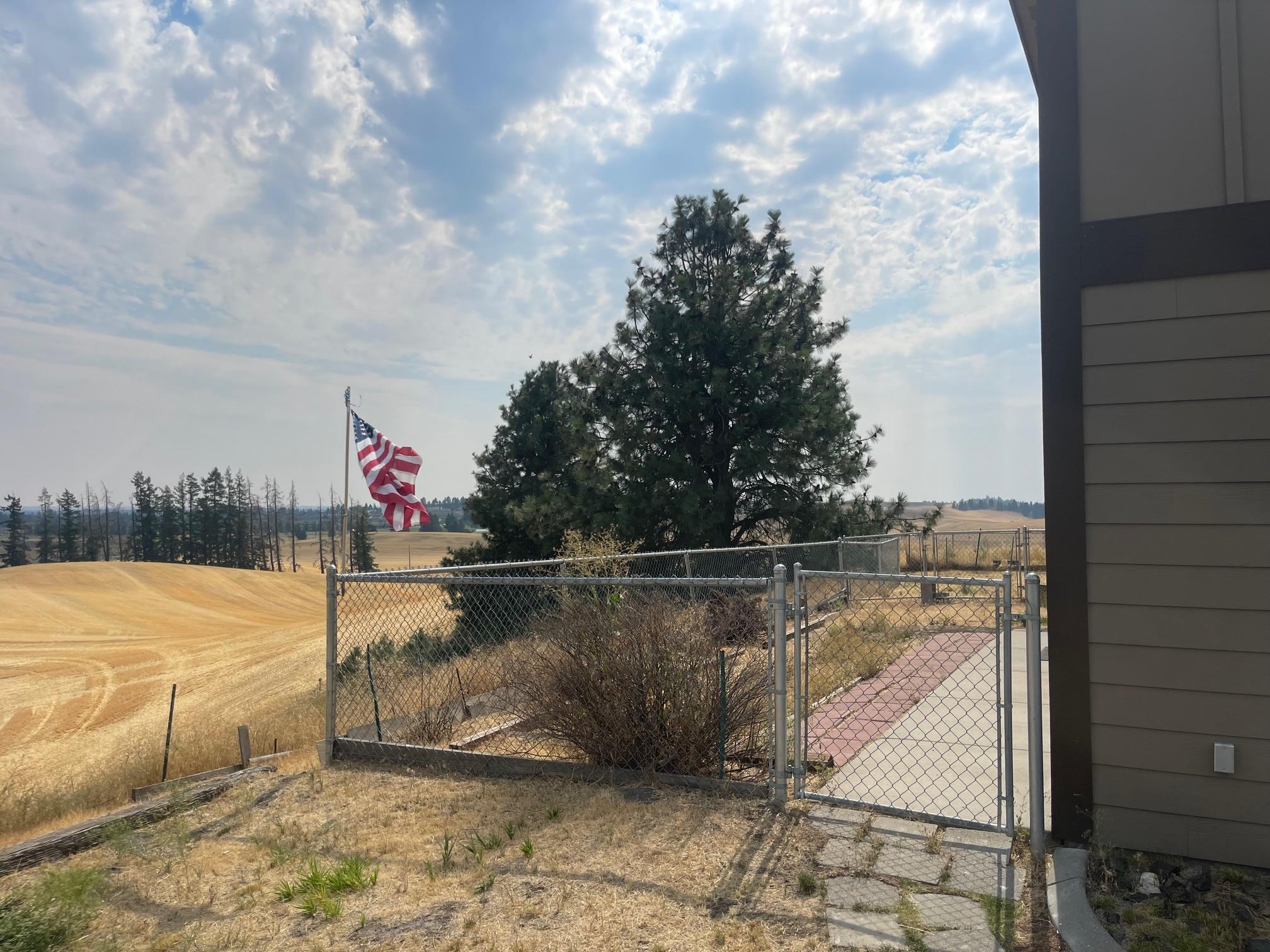 15211 South Betz Road Cheney, WA 99004 - Photo 5 of 34