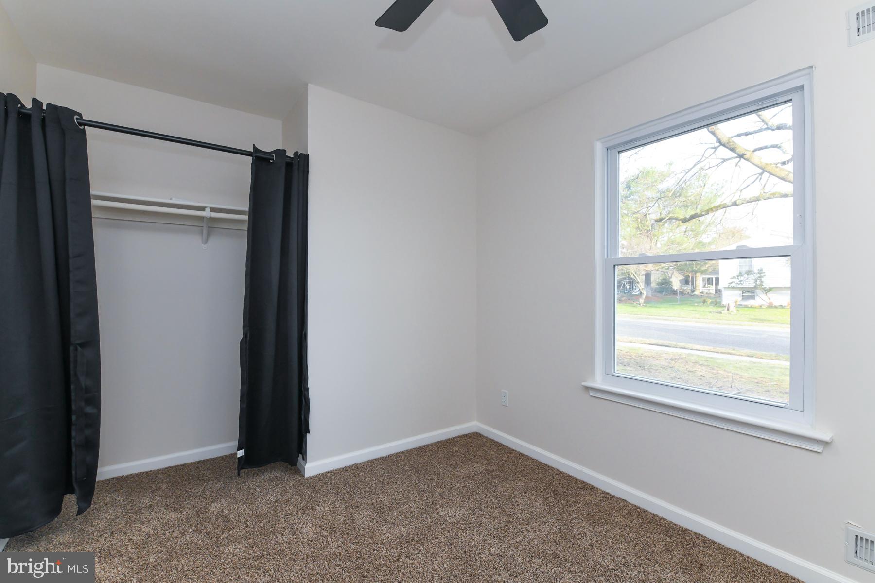 10 Ivy Lane Sicklerville, NJ 08081 - Photo 21 of 30 an empty room with a window