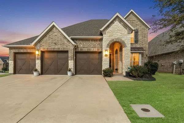 $629,990 | 6201 Cupleaf Road, Flower Mound, TX 76226