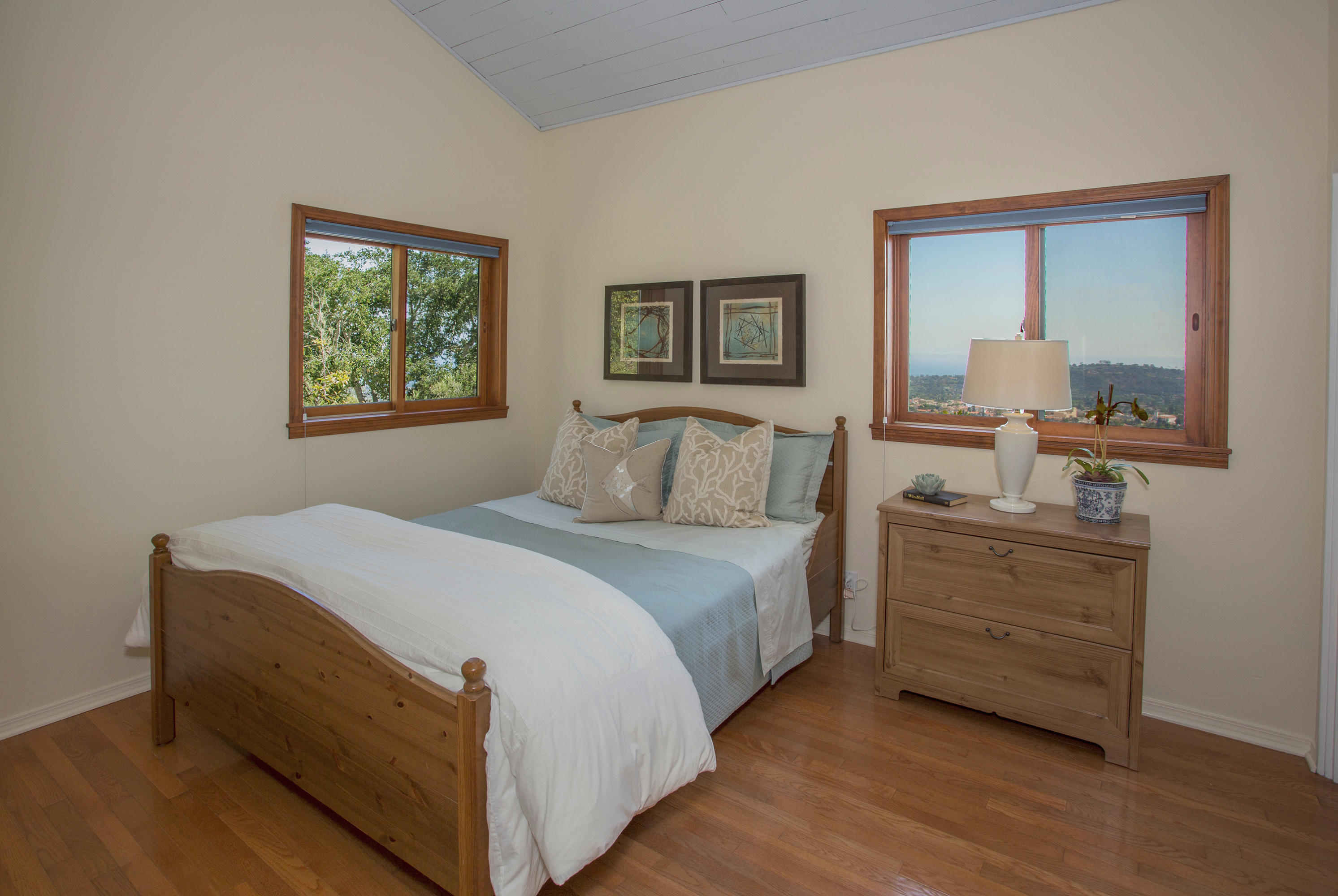 1710 Mission Ridge Road Santa Barbara, CA 93103 - Photo 11 of 19 a bedroom with a bed and a dresser