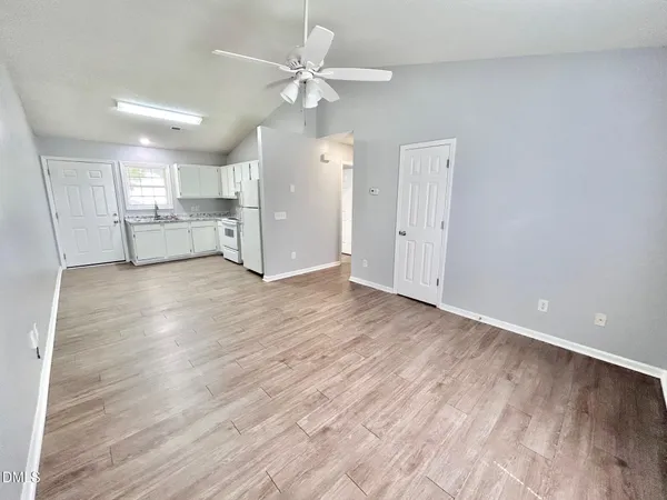 $1,100 | 620 East Davis Street, Unit B, Burlington, NC 27215