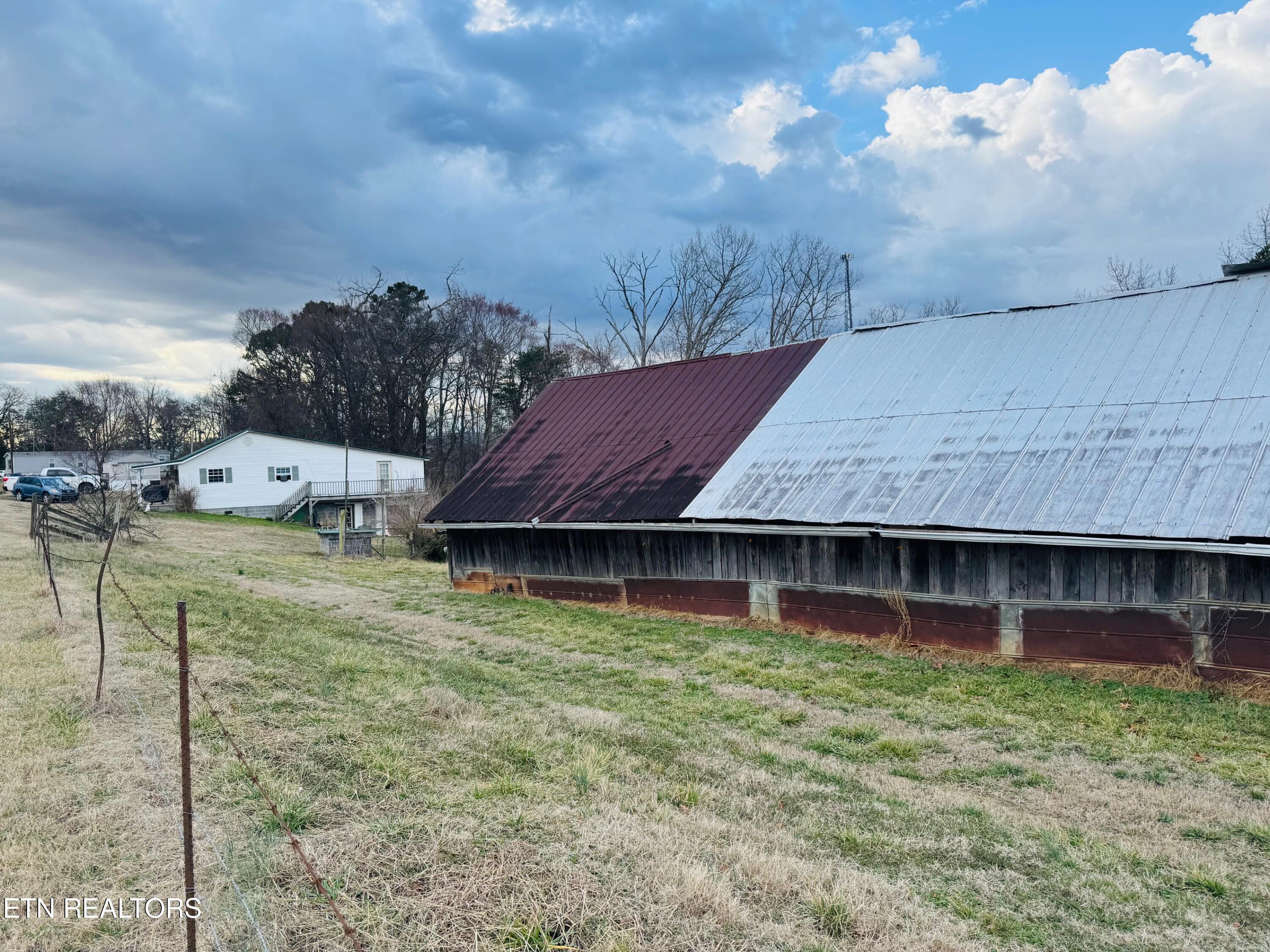 1221 Brady Road Newport, TN 37821 - Photo 10 of 34 IMG_3335