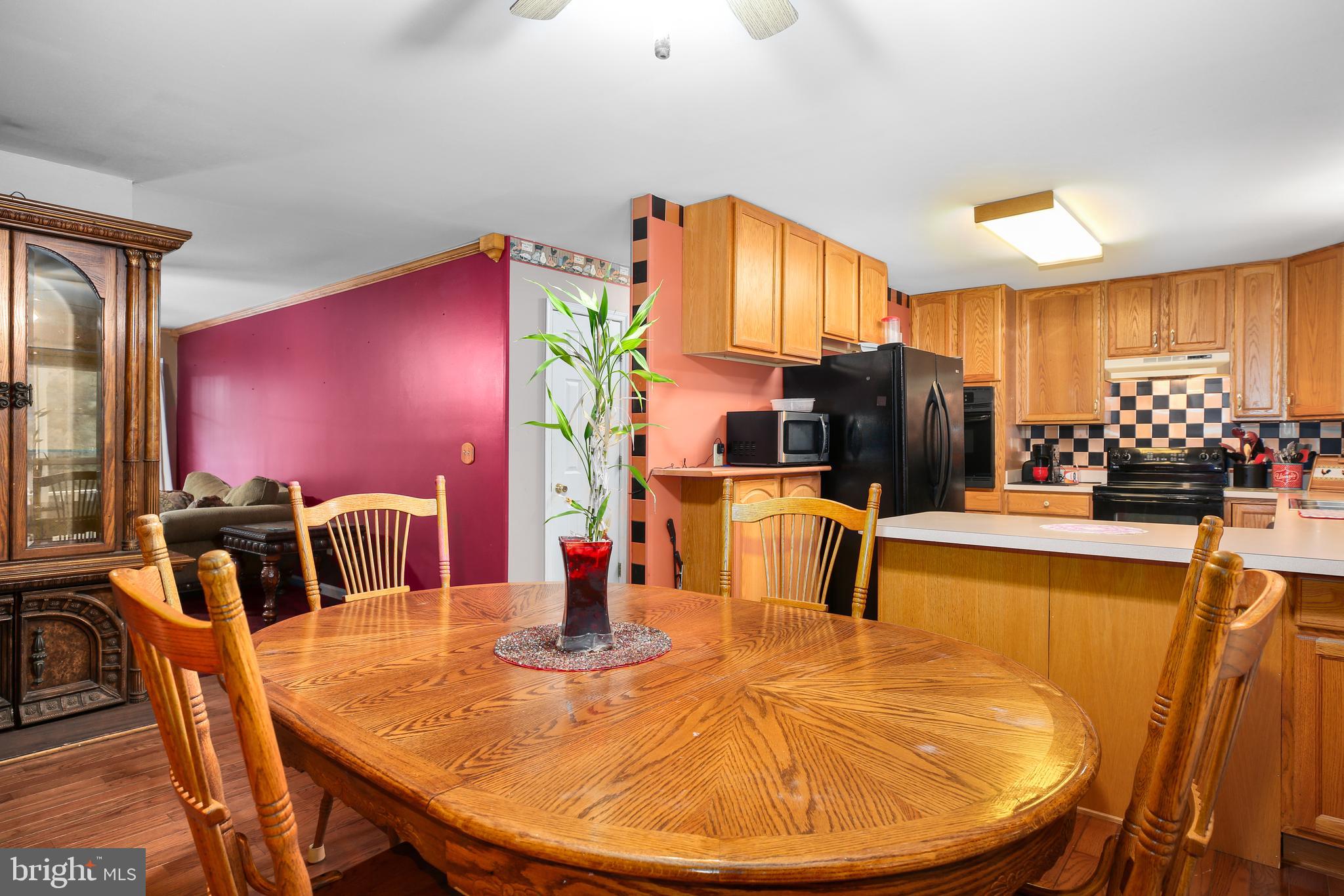 147 Richards Ferry Road Fredericksburg, VA 22406 - Photo 19 of 48 Country kitchen