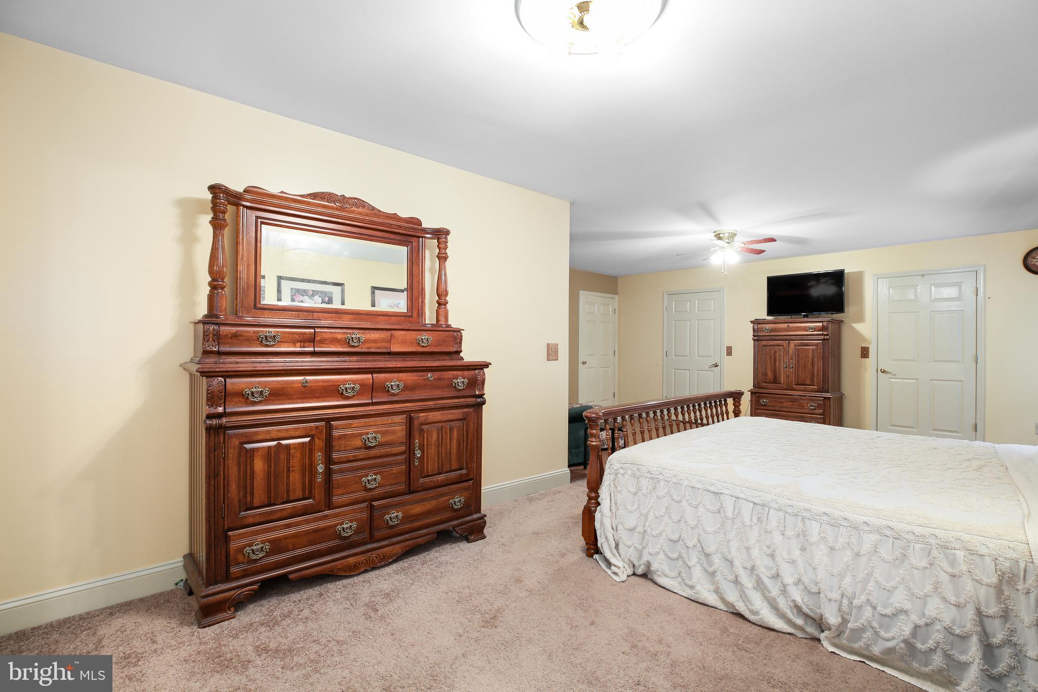 147 Richards Ferry Road Fredericksburg, VA 22406 - Photo 27 of 48 Masterbedroom