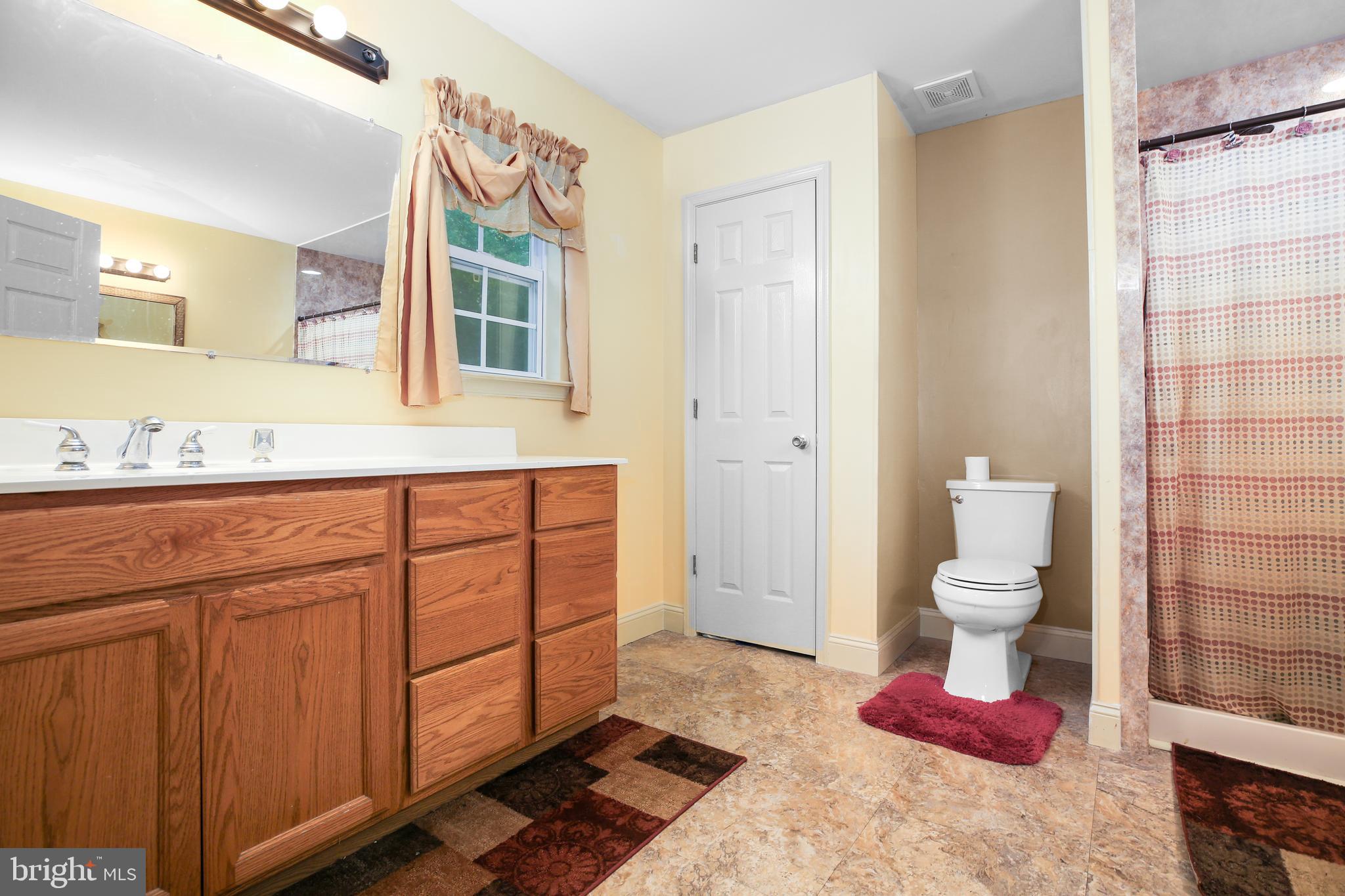 147 Richards Ferry Road Fredericksburg, VA 22406 - Photo 29 of 48 vanty 2