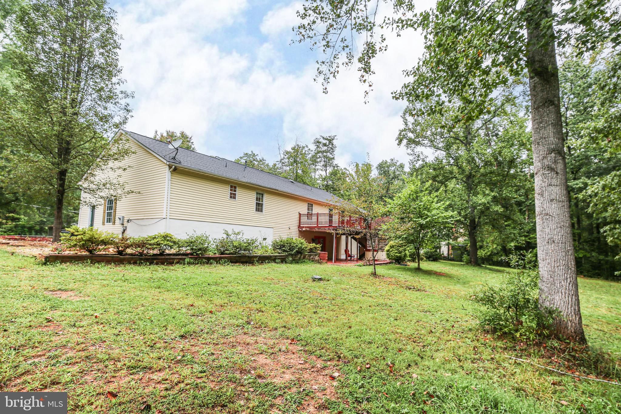 147 Richards Ferry Road Fredericksburg, VA 22406 - Photo 5 of 48 Rear