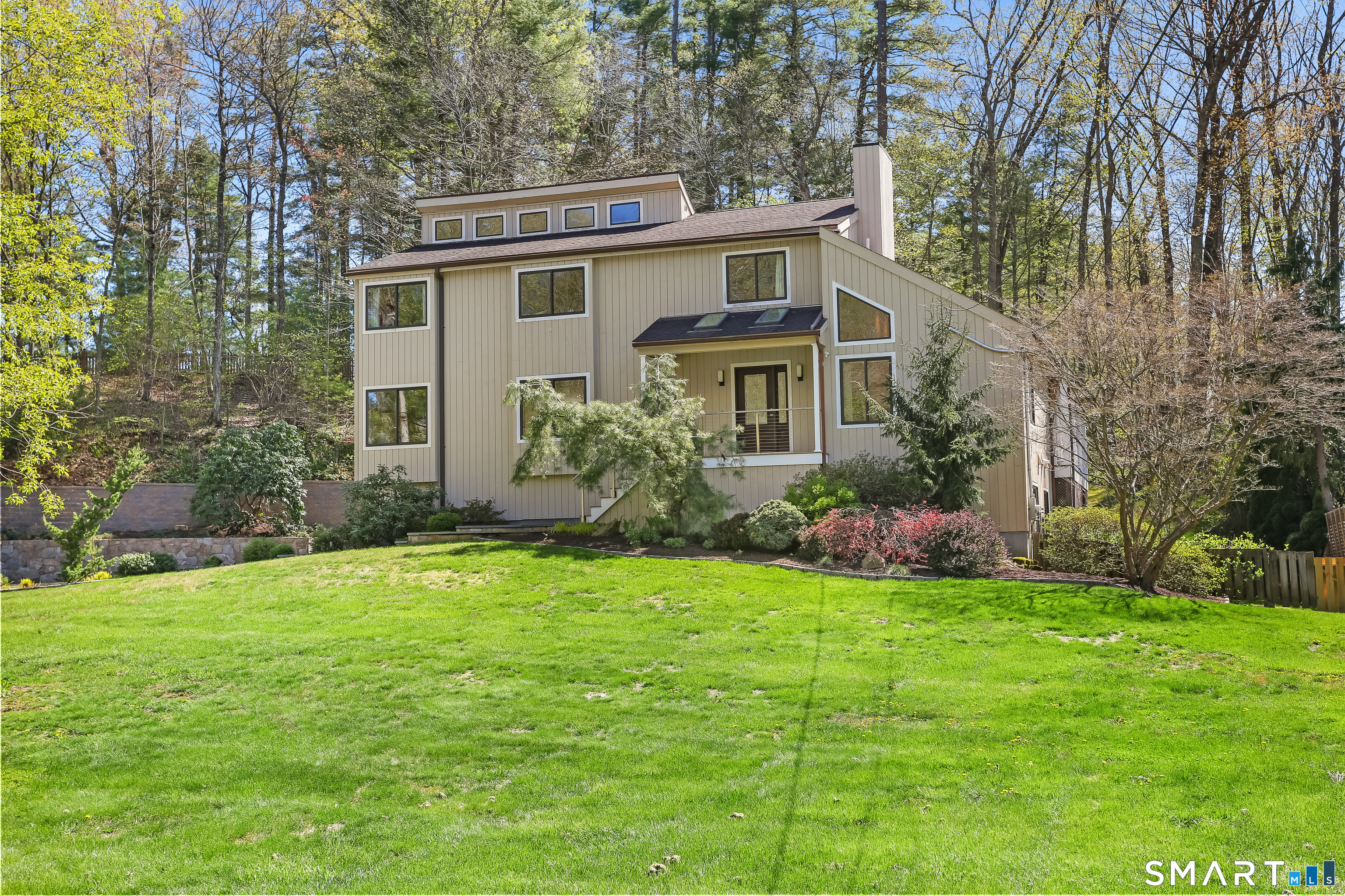 286 Strobel Road Trumbull, CT 06611 - Photo 1 of 1