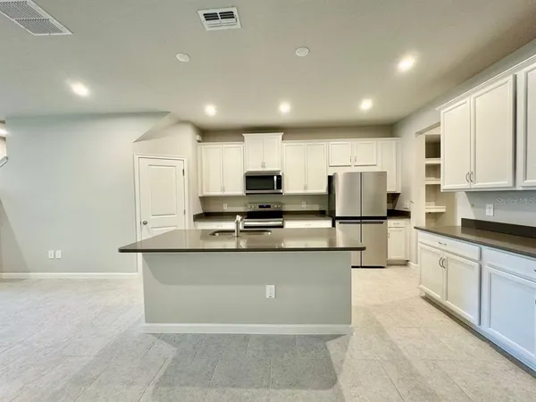 $2,300 | 3247 Feather Hvn Place, Brandon, FL 33511