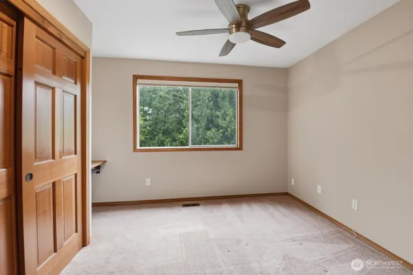 $5,300 | 22348 Northeast 18th Street, Sammamish, WA 98074