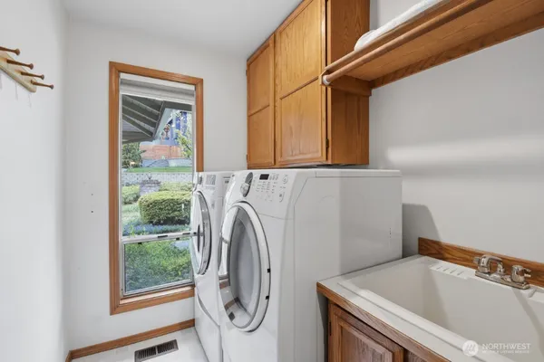 $5,300 | 22348 Northeast 18th Street, Sammamish, WA 98074