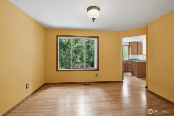 $5,300 | 22348 Northeast 18th Street, Sammamish, WA 98074