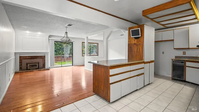 $410,000 | 2495 Carnation Drive, Fairfield, CA 94533