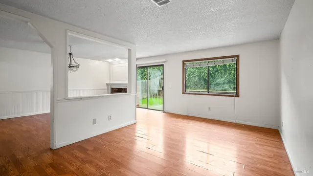 $410,000 | 2495 Carnation Drive, Fairfield, CA 94533