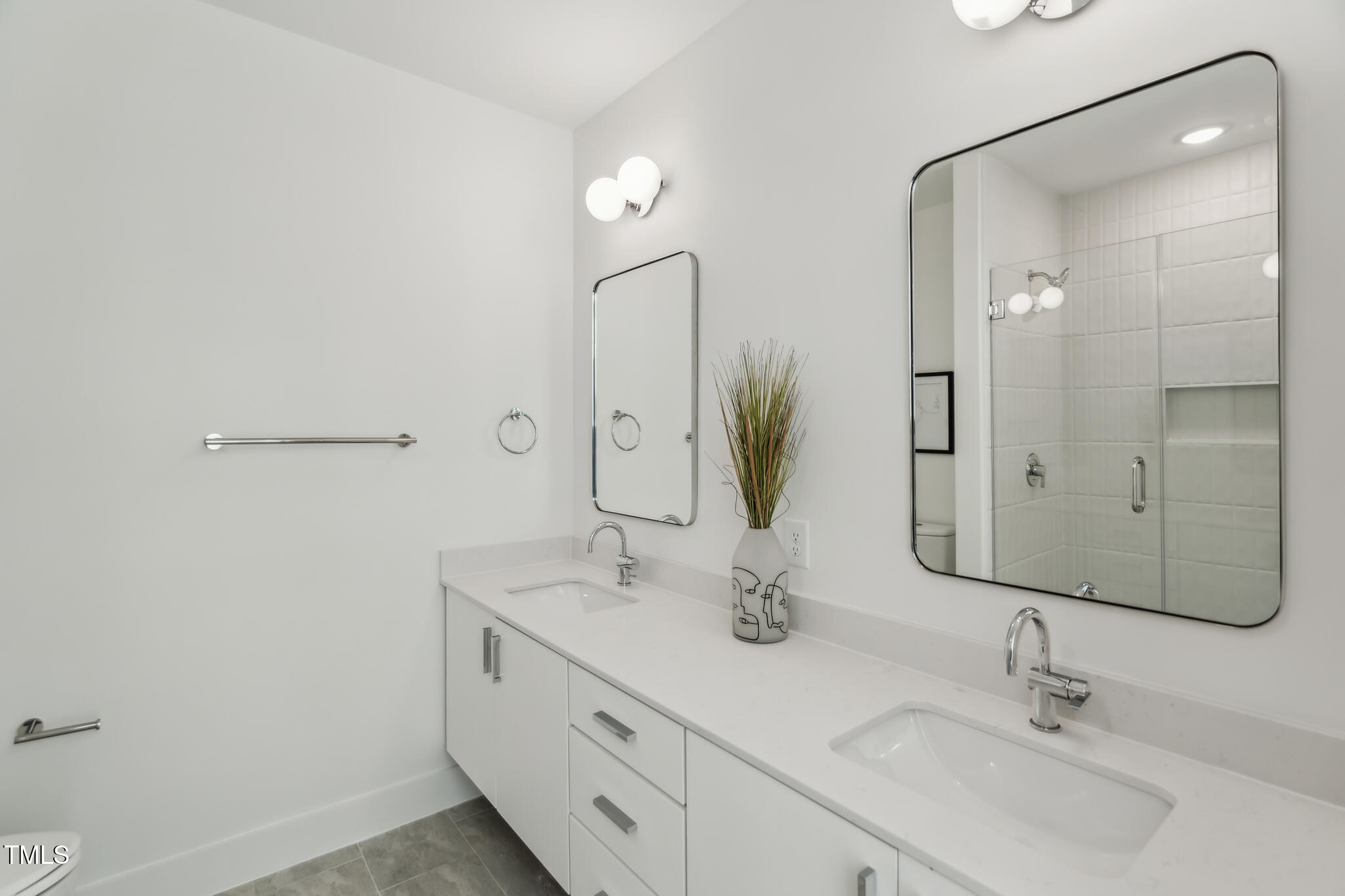 29 Enterprise Street, Unit 104 Raleigh, NC 27607 - Photo 13 of 23 29_Enterprise_St_Raleigh_NC_27607_USA-Ba