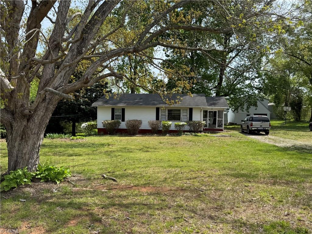 231 Becks Church Road Lexington, NC 27292 - Photo 1 of 14