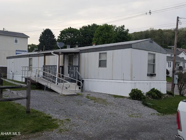 $27,500 | 195 Rose Street, Irvona, PA 16656