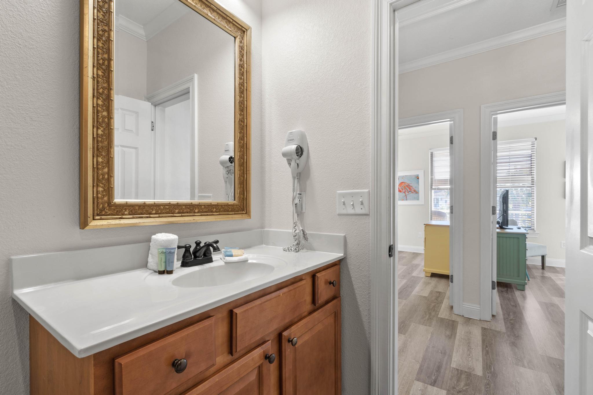 226 Grand Key Loop West Destin, FL 32541 - Photo 23 of 41 23 bathroom third floor