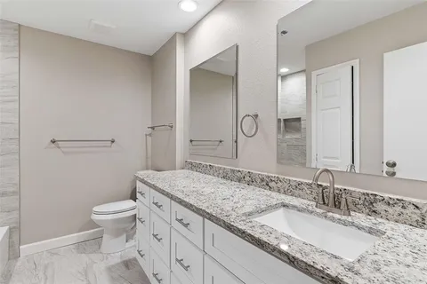 $309,900 | 213 Teakwood Lane, Lewisville, TX 75067